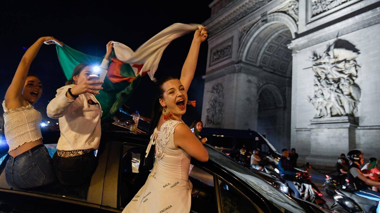 Les supporters algériens, Les supporters algériens interdits d’accès aux Champs-Elysées, Foot Algérie