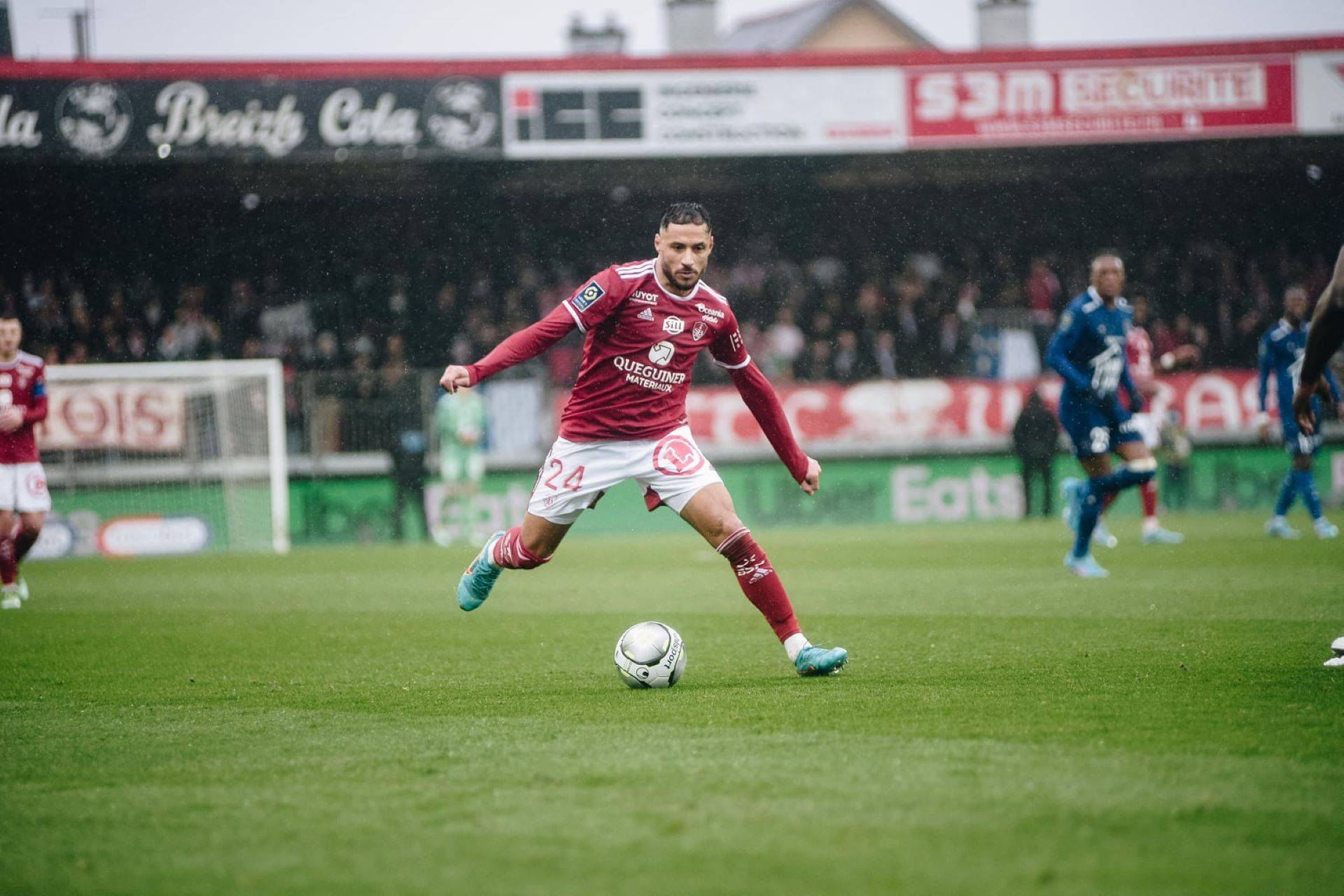 Notes, réactions, prestation… Retour sur le match de Belaili face à Troyes