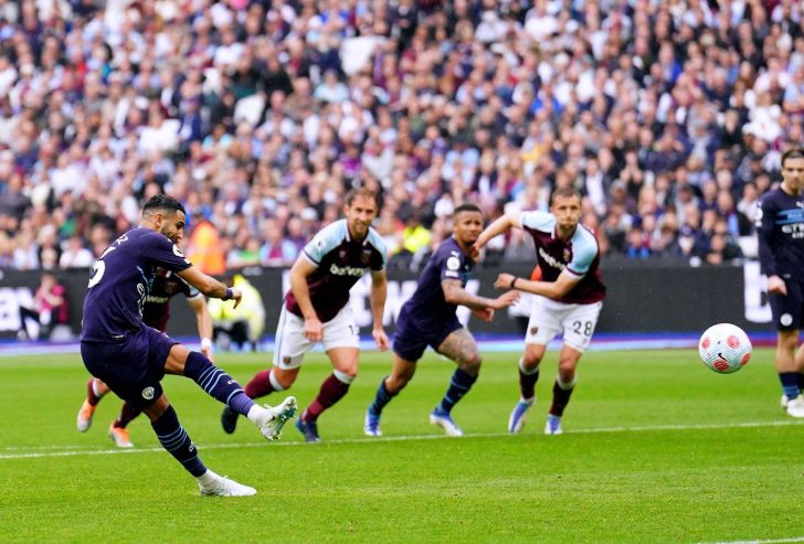 Riyad Mahrez rate le penalty du titre face à West Ham ( Vidéo)