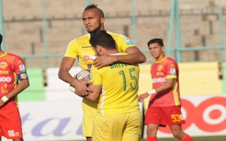 Un footballeur de l’élite quitte l’Algérie «harraga»