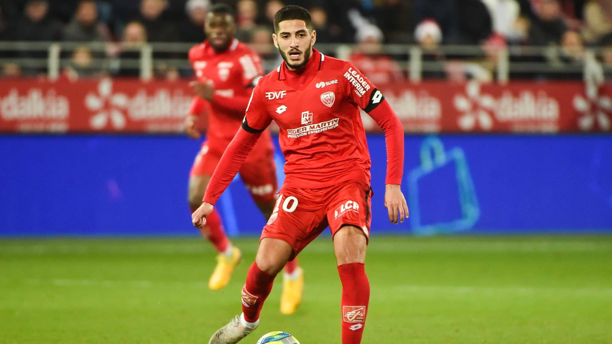 Yassine Benzia dans le viseur de deux clubs algériens dont la JS Kabylie