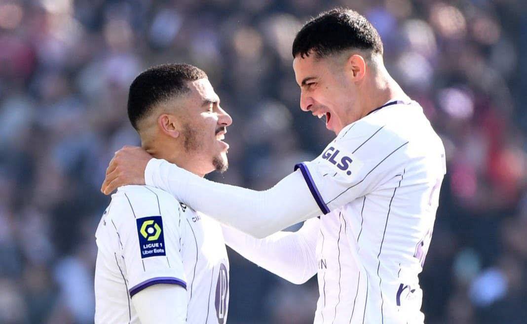 Nouveau but de Farès Chaïbi qui offre la victoire au Toulouse FC (VIDÉO)