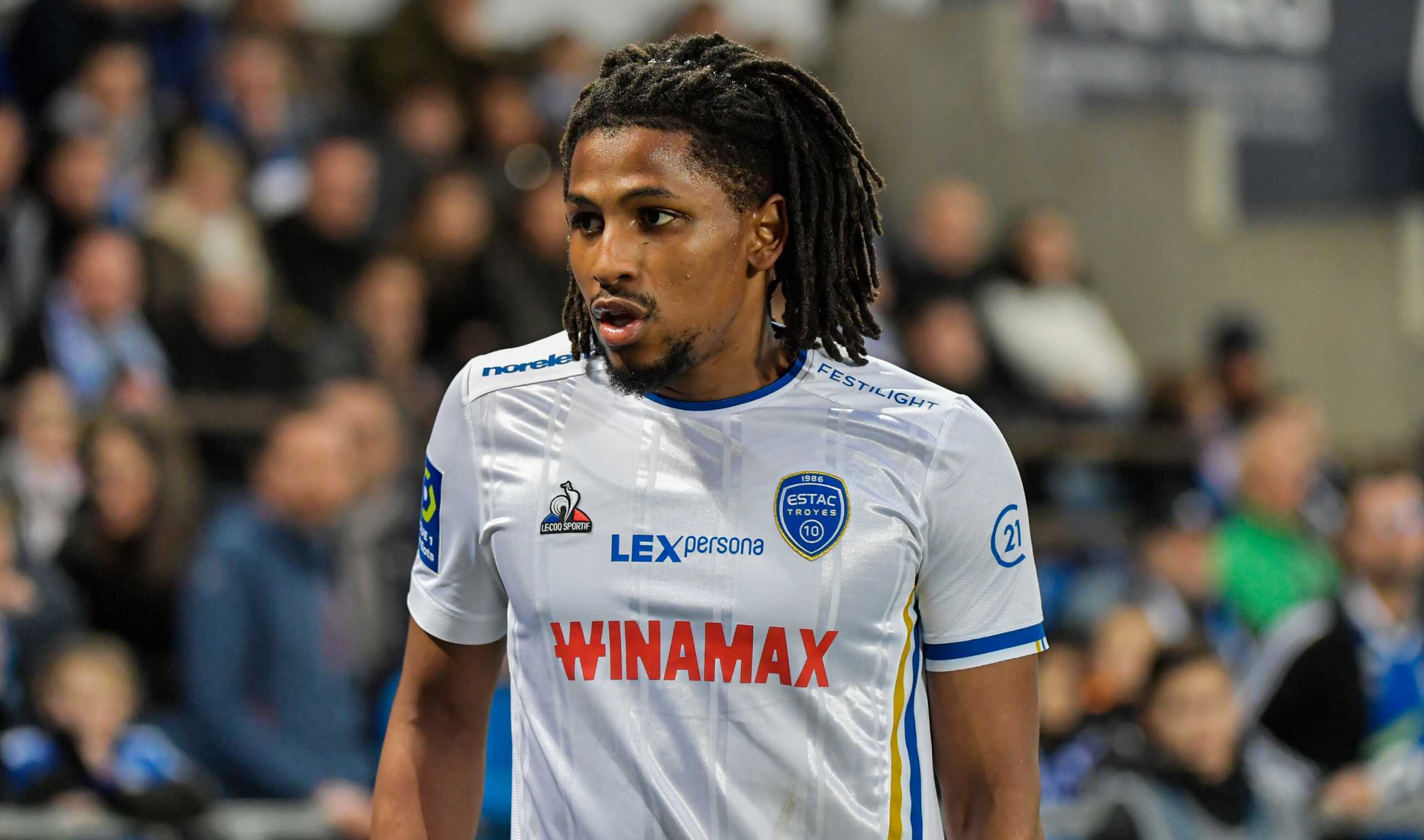 Algérie-France : Yasser Larouci annonce officiellement son choix