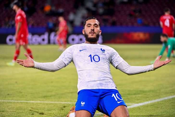 Rayan Cherki s’offre un récital avec la France U21