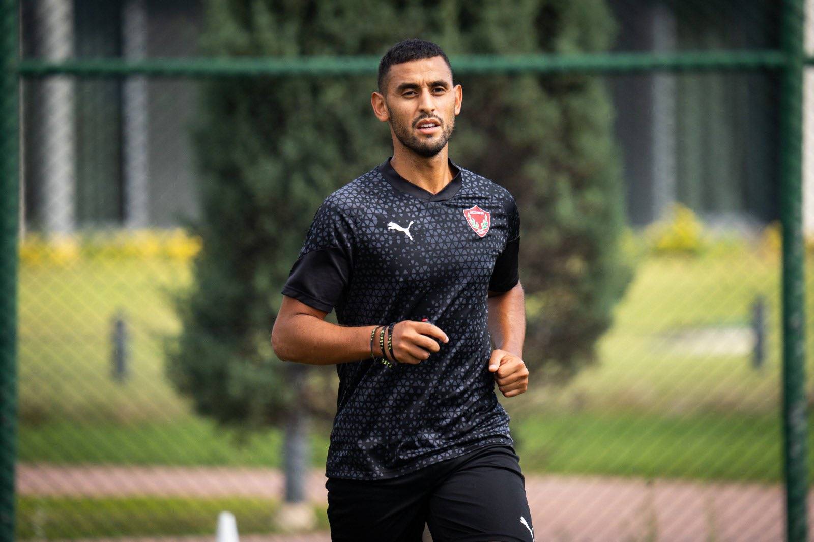 Faouzi Ghoulam a trouvé un nouveau club