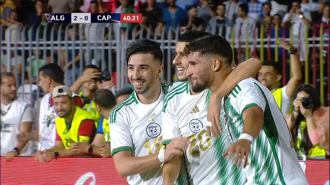 Houssem Aouar s’offre un doublé pour sa première titularisation avec l’Algérie (VIDÉO)