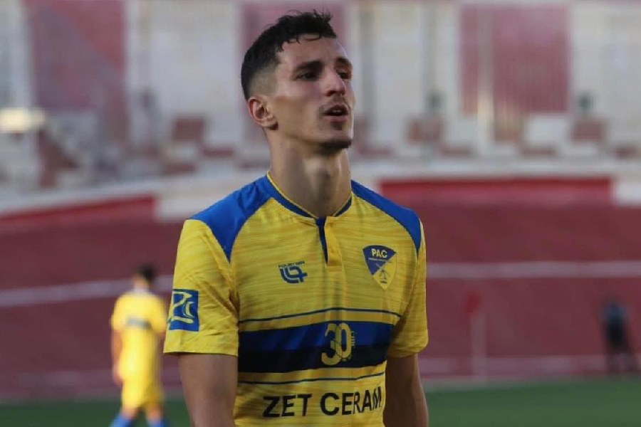 Adil Boulbina