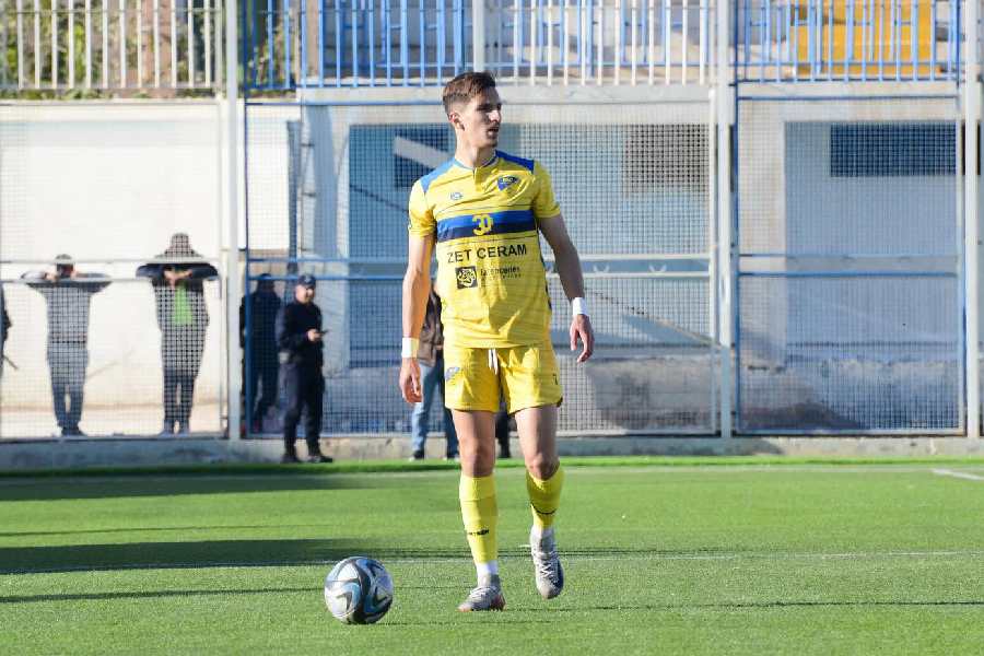 Adil Boulbina