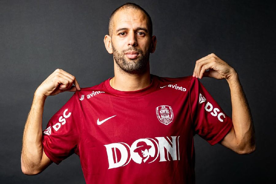 Islam Slimani